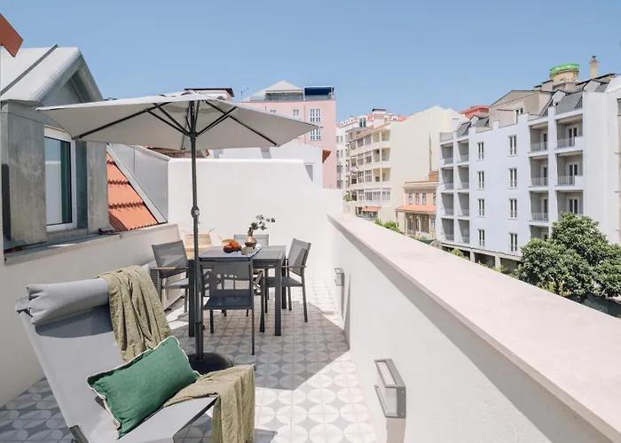 Chalay - 1 Bedroom And Terrace In Santo Antonio * Lizbona