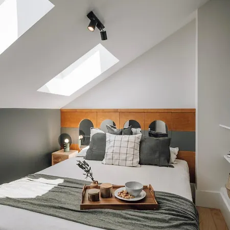 Chalay - 1 Bedroom And Terrace In Santo Antonio Lägenhet