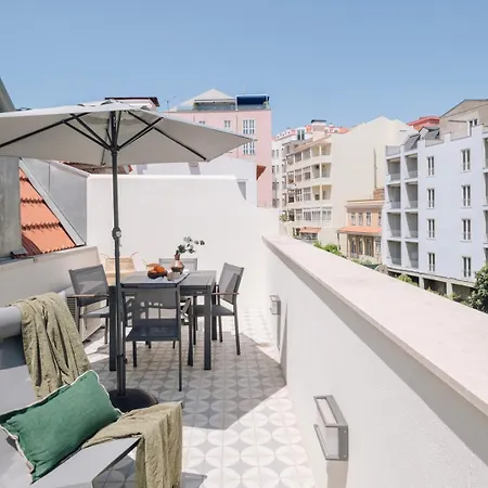 Chalay - 1 Bedroom And Terrace In Santo Antonio * Lisboa